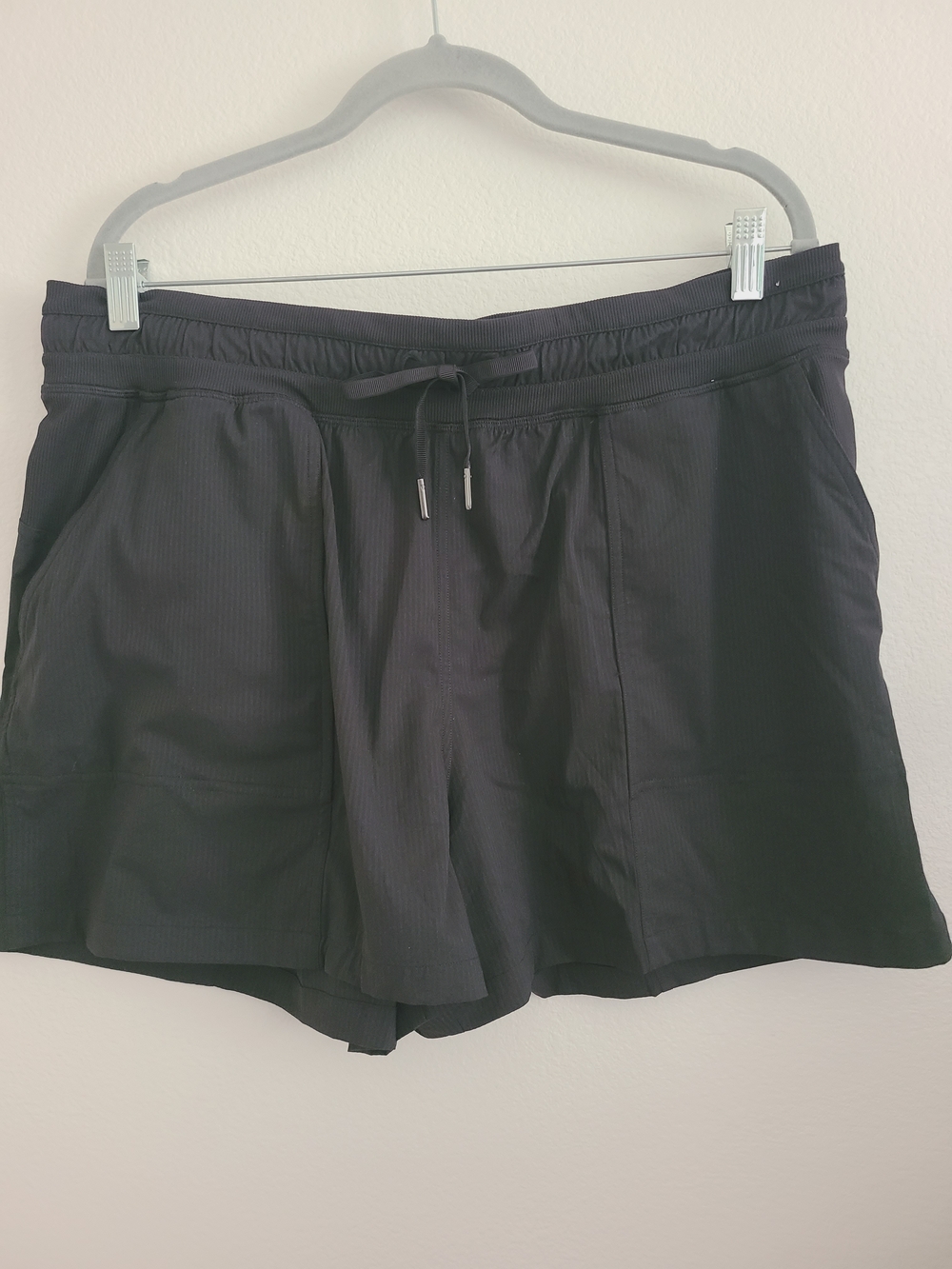 Lululemon Black Dance Studio High-Rise Short 3.5"